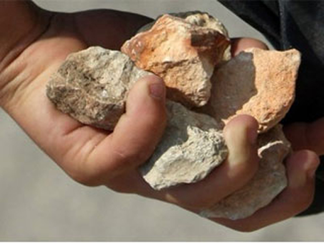 മലപ്പുറത്ത് ഹര്‍ത്താലിനെ വിമര്‍ശിച്ച അദ്ധ്യാപകനെ കല്ലെറിഞ്ഞ് കൊല്ലാന്‍ ആഹ്വാനം ചെയ്തതായി പരാതി