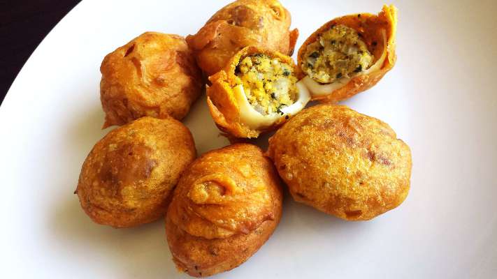 മലബാര്‍ നോമ്പ് തുറ സ്‌പെഷ്യല്‍ മുട്ട നിറച്ചത്