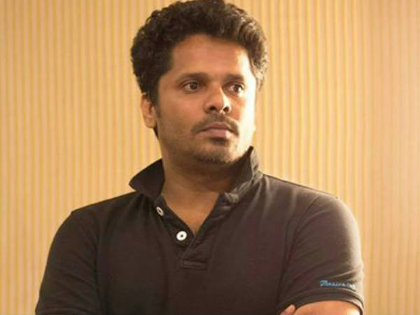 സ്ത്രീകളെ ആക്രമിക്കുകന്നതില്‍ അവര്‍ ഒറ്റക്കെട്ടാണ്, അമ്മയെന്ന മാഫിയ ക്ലബില്‍ നിന്ന് അവര്‍ രാജിവച്ചത് ചരിത്രപരമായ തീരുമാണ്: ആഷിഖ് അബു