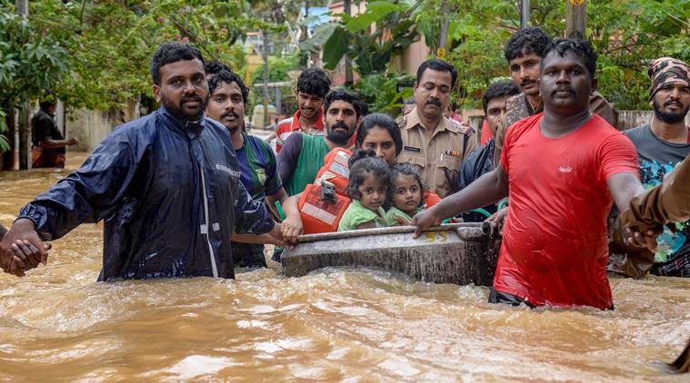 പ്രളയം ; അടിയന്തര സഹായത്തിനായി വിളിക്കേണ്ട നമ്പറുകള്‍