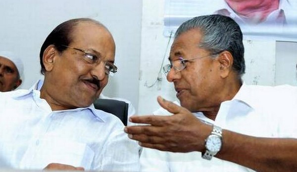 കോണ്‍ഗ്രസ് തകർച്ച : എംപി സ്ഥാനം രാജിവെച്ച് മന്ത്രി കസേര സ്വപ്നം കണ്ട കുഞ്ഞാലിക്കുട്ടിക്ക് തിരിച്ചടി