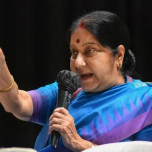അസം ഖാന് മാനസിക വൈകൃതമാണെന്ന് സുഷമ സ്വരാജ്