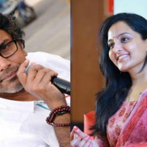 ശ്രീകുമാര് മേനോനില് നിന്നും സുഹൃത്തുക്കളില് നിന്നും തനിക്കു ഭീക്ഷണിയുണ്ടെന്നും, ശ്രീകുമാര് മേനോന് തന്നെ അപായപ്പെടുത്തുമെന്ന് ഭയമുണ്ടെന്നും മഞ്ജു വാര്യര് ശ്രീകുമാര് മേനോനില് നിന്നും സുഹൃത്തുക്കളില് നിന്നും തനിക്കു ഭീക്ഷണിയുണ്ടെന്നും, ശ്രീകുമാര് മേനോന് തന്നെ അപായപ്പെടുത്തുമെന്ന് ഭയമുണ്ടെന്നും മഞ്ജു വാര്യര്