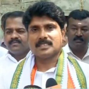 കോഴിക്കോട് ഡിസിസി പ്രസിഡന്റ് ടി സിദ്ദിഖ്‌ ഉള്‍പ്പെട്ട ഭൂമിതട്ടിപ്പിനെക്കുറിച്ച്‌ പൊലീസ്‌ റിപ്പോര്‍ട്ട്‌ ഇന്ന്‌ കൈമാറും