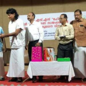 മഹിളാശ്രീ മൂലധന വിതരണോദ്ഘാടനം ഡോ.ബോബി ചെമ്മണൂര് നിര്വഹിച്ചു മഹിളാശ്രീ മൂലധന വിതരണോദ്ഘാടനം ഡോ.ബോബി ചെമ്മണൂര് നിര്വഹിച്ചു