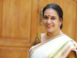 ആഷിഖ് അബുവിനു പിന്തുണയുമായി മാല പാര്‍വതി