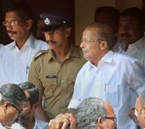 ടി.പി. ചന്ദ്രശേഖരന് വധക്കേസില് ജയിലില് കഴിയുന്ന സിപിഎം നേതാവ് പി.കെ. കുഞ്ഞനന്തന് ജാമ്യം അനുവദിച്ച് ഹൈക്കോടതി ടി.പി. ചന്ദ്രശേഖരന് വധക്കേസില് ജയിലില് കഴിയുന്ന സിപിഎം നേതാവ് പി.കെ. കുഞ്ഞനന്തന് ജാമ്യം അനുവദിച്ച് ഹൈക്കോടതി
