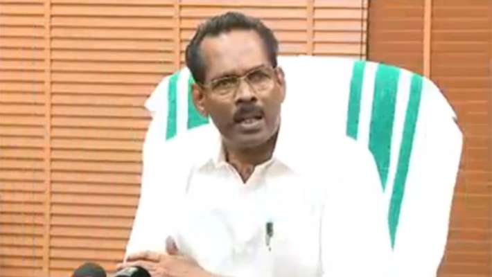 മദ്യഷാപ്പുകൾ തുറക്കാന്‍ തീരുമാനിച്ചിട്ടില്ലെന്നു മന്ത്രി ടി.പി രാമകൃഷ്​ണന്‍