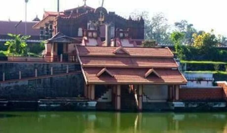 തലശ്ശേരിയിലെ പ്രസിദ്ധമായ തിരുവങ്ങാട് ശ്രീരാമസ്വാമി ക്ഷേത്രത്തില്‍ മോഷണം