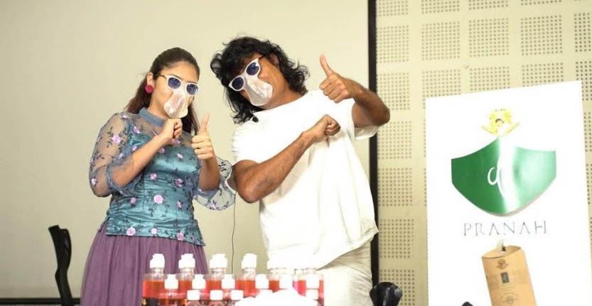 ‘പ്രാണ” എന്നപേരിൽ വ്യത്യസ്തമായ മാസ്കുകളും കോവിഡ് ഓഫ് സാനിറ്റൈസറും വിപണിയിലിറക്കി ഡോ. ബോബി ചെമ്മണൂർ ‘പ്രാണ” എന്നപേരിൽ വ്യത്യസ്തമായ മാസ്കുകളും കോവിഡ് ഓഫ് സാനിറ്റൈസറും വിപണിയിലിറക്കി ഡോ. ബോബി ചെമ്മണൂർ
