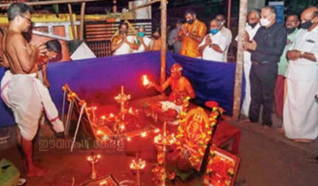 ഭക്തിനിർഭരമായ പൂജകളോടെ മാനാഞ്ചിറ അയ്യപ്പൻവിളക്ക് ആഘോഷിച്ചു