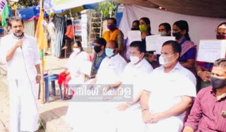 കോവിഡ് സമയത്ത് ജോലിചെയ്ത ശുചീകരണ തൊഴിലാളികളോട് ആരോഗ്യവകുപ്പ് നീതിപുലർത്തണം ; സമരം 10-ാം ദിവസം