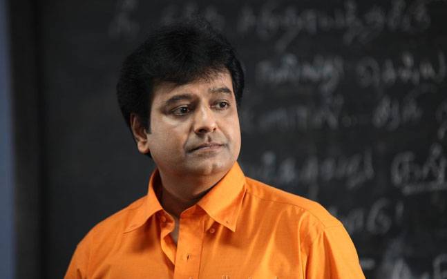 പ്രശസ്ത സിനിമാതാരം വിവേക്  ഹൃദയാഘാതത്തെത്തുടര്‍ന്ന് ആശുപത്രിയില്‍ ; ആരോഗ്യനില ഗുരുതരം