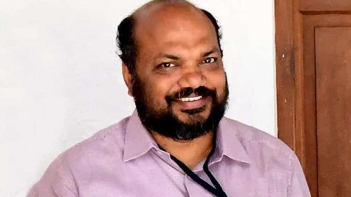 വ്യവസായമന്ത്രി പി രാജീവിന് കോവിഡ് വ്യവസായമന്ത്രി പി രാജീവിന് കോവിഡ്