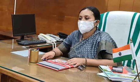 യുക്രൈനിൽ നിന്ന് വരുന്നവര്‍ക്ക് ഗ്രീന്‍ ചാനല്‍ വഴി ചികിത്സ ഉറപ്പാക്കുമെന്ന്  ആരോഗ്യ മന്ത്രി