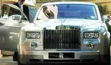 നികുതിയും, ഇൻഷുറൻസും അടച്ചില്ല: അമിതാഭ് ബച്ചന്റെ റോൾസ് റോയ്‌സ് പിടിച്ചെടുത്തു