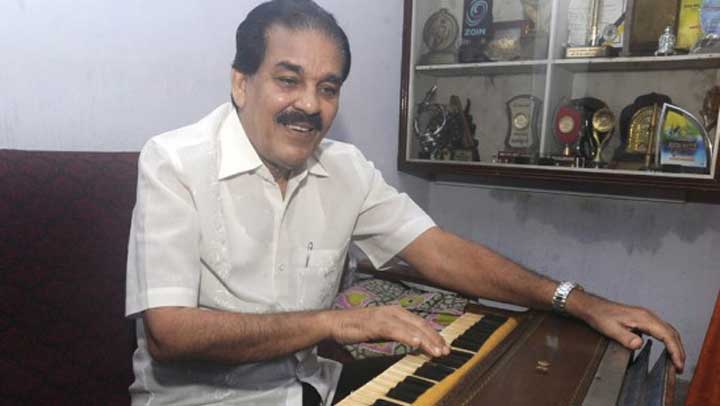മാപ്പിളപ്പാട്ട് ഗായകന് വി എം കുട്ടി അന്തരിച്ചു മാപ്പിളപ്പാട്ട് ഗായകന് വി എം കുട്ടി അന്തരിച്ചു
