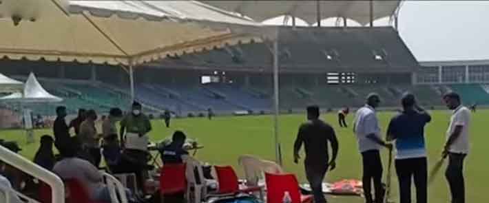 കൊലപാതകങ്ങളില്‍ വിറങ്ങലിച്ച് സംസ്ഥാനം ; തലസ്ഥാനത്ത് പോലീസ് ഉദ്യോഗസ്ഥരുടെ ക്രിക്കറ്റ് കളി