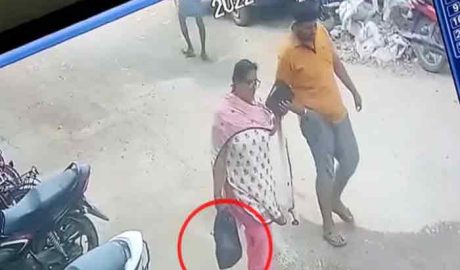 ഭര്‍ത്താവിന്‍റെ അറുത്തെടുത്ത തലയുമായി മധ്യവയസ്ക പൊലീസ് സ്റ്റേഷനിൽ