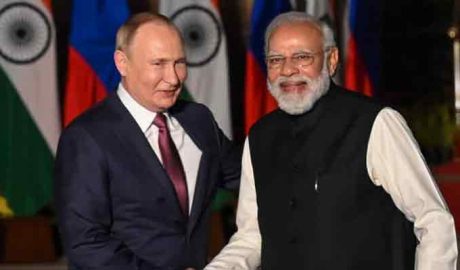 ഇനി ഇന്ത്യ മാത്രം; യുഎസ്, യുകെ, ജപ്പാന്‍ കൊറിയ പതാകകള്‍ നീക്കി റഷ്യ; ചില കൊടികൾ ഇല്ലാതെ ഞങ്ങളുടെ റോക്കറ്റ് കൂടുതൽ സുന്ദരമാണെന്നും ട്വീറ്റ്