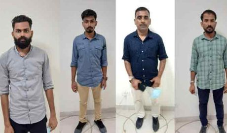 കരിപ്പൂരിൽ വൻ സ്വർണ്ണവേട്ട: മൂന്നേ മുക്കാൽ കിലോ സ്വർണ്ണവുമായി നാല് പേർ അറസ്റ്റിൽ, പിടിയിലായിരിക്കുന്നത് മലപ്പുറം, വയനാട് സ്വദേശികൾ