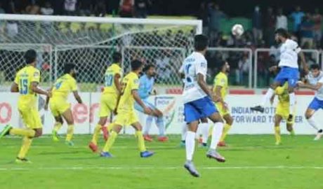 പഞ്ചാബിനെ തറപറ്റിച്ച് കേരളം സന്തോഷ് ട്രോഫി ഫുട്‌ബോള്‍ സെമി ഫൈനലില്‍