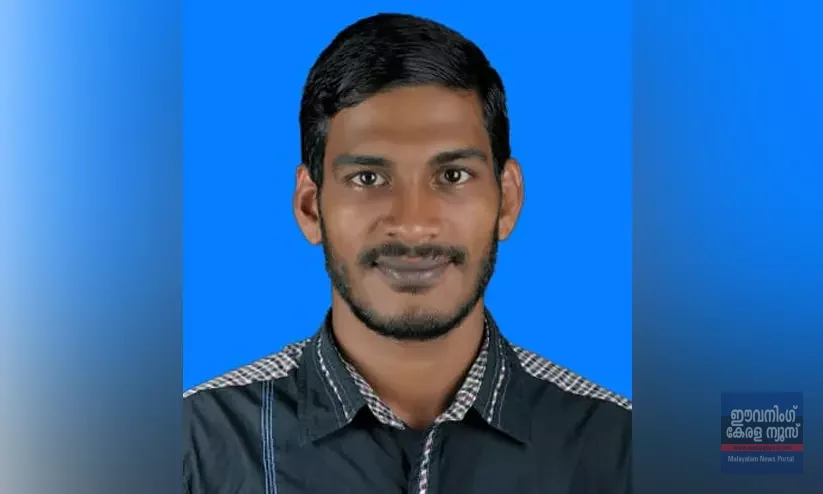 കാട്ടാന ആക്രമണം; മലപ്പുറം കരുവാരകുണ്ടിൽ ടാപ്പിങ് തൊഴിലാളി മരിച്ചു