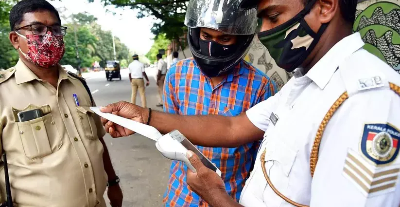 ഇപ്പോൾ അടച്ചാൽ പകുതി അടച്ചാൽ മതി; ട്രാഫിക് ഫൈനിലെ 50 ശതമാനം ഇളവ് ഏപ്രിൽ 30 വരെ മാത്രം