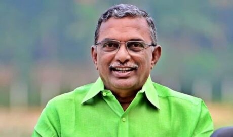 പത്മകുമാറിനെതിരെ സിപിഎം നടപടി; പാര്‍ട്ടിയില്‍ നിന്ന് സസ്‌പെന്‍ഡ് ചെയ്തു