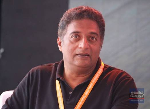 3 സംസ്ഥാനങ്ങളിലായി 4 വോട്ടർ ഐഡി; നടൻ പ്രകാശ് രാജിന് ജാമ്യമില്ലാ വാറന്റ്